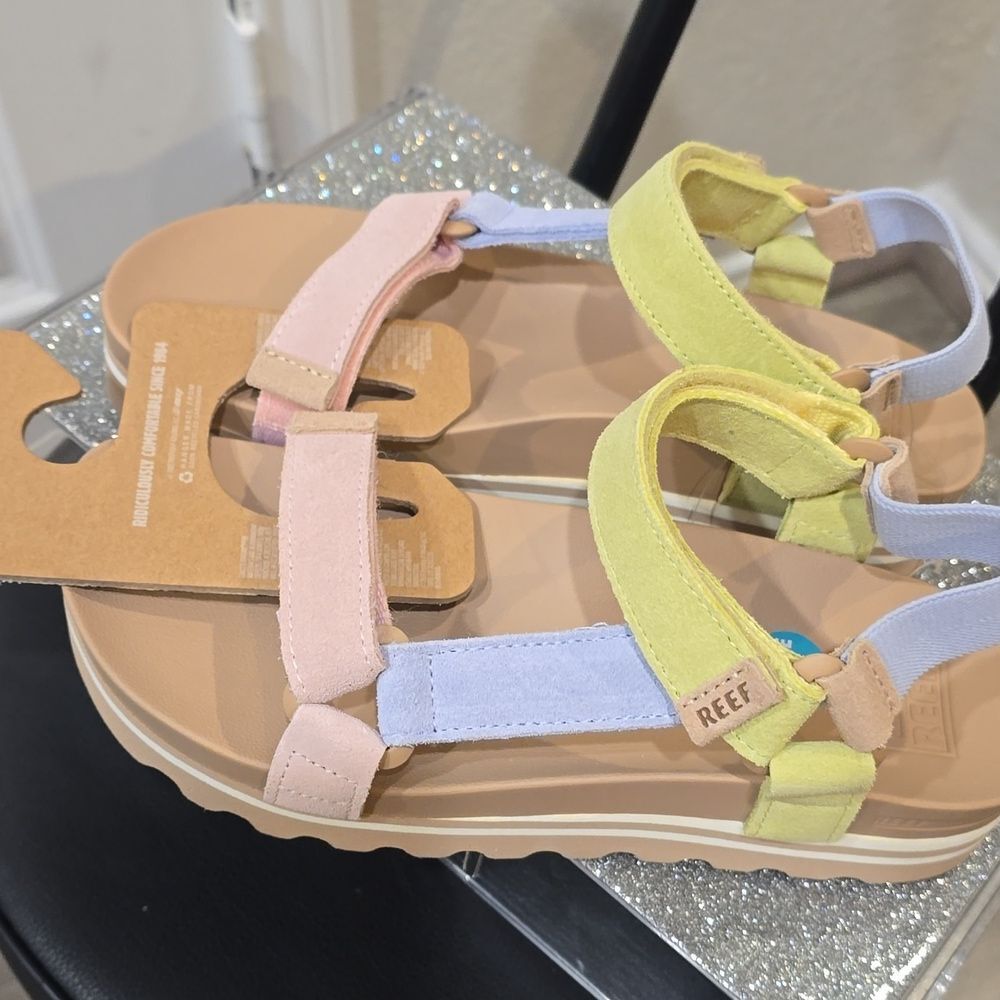 Reef Cushion Rem Hi Sandals- Meringue - Picture 6 of 9